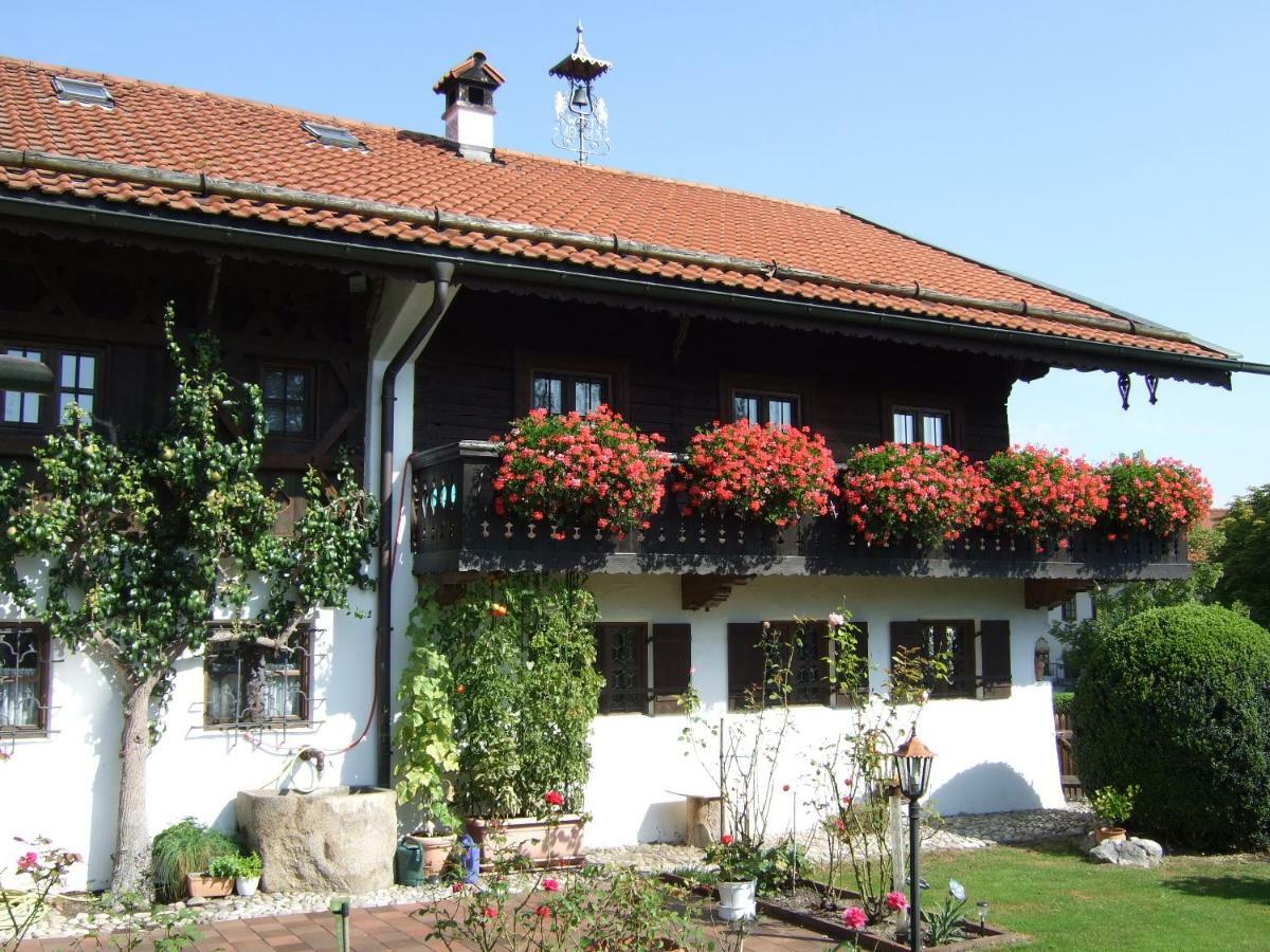 Gaestehaus Banik Seeon-Seebruck Exterior photo